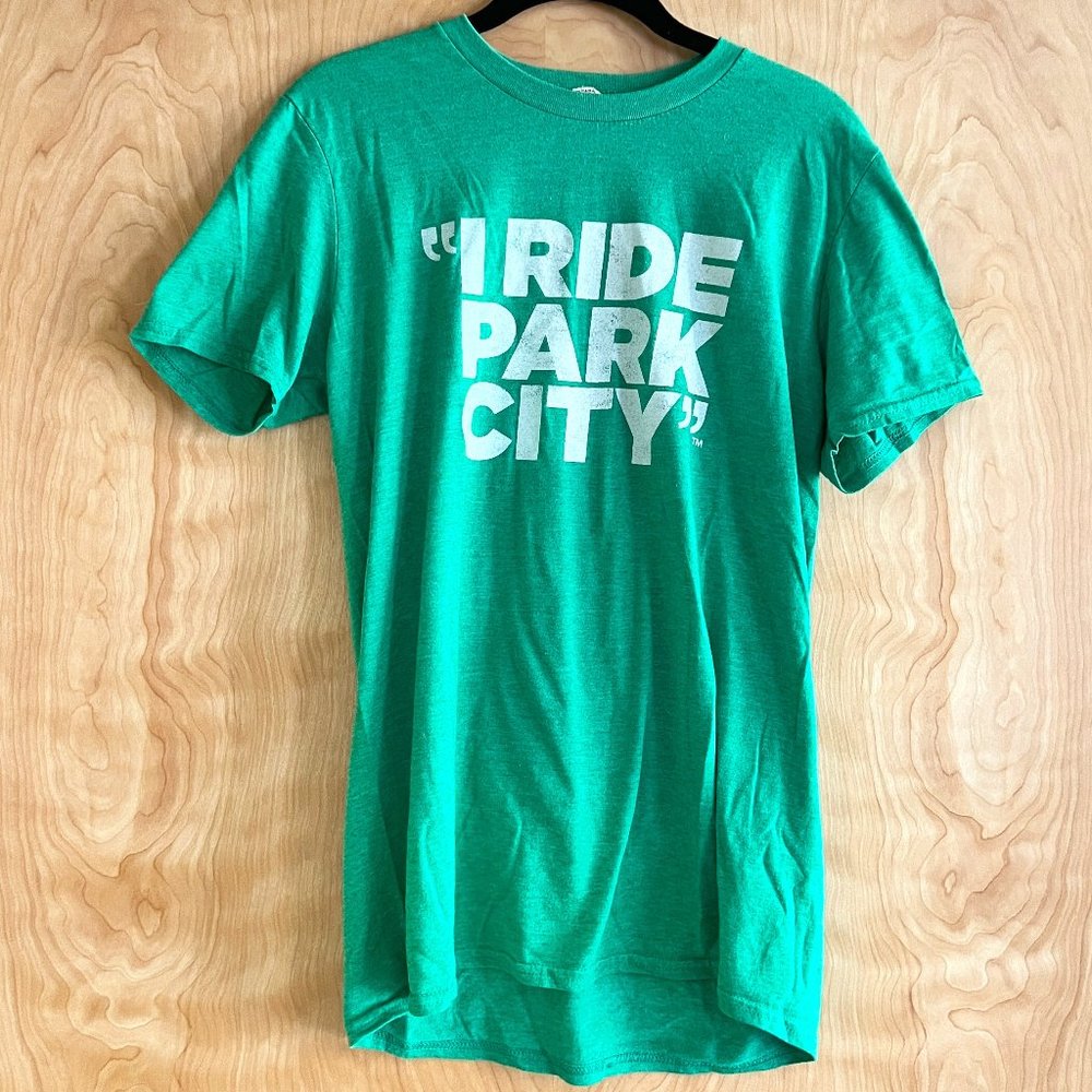 Park City Classic Graphic Short Sleeve T-Shirt, Skiing, Green, Unisex, Medium